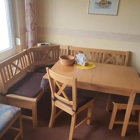 Apartman Obst- Und Schaefler *
